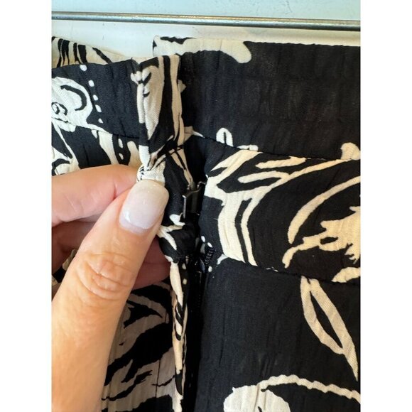 Zara Pants Women Large Black Ivory Floral Print Slightly Sheer Wide Leg Boho - Picture 8 of 12